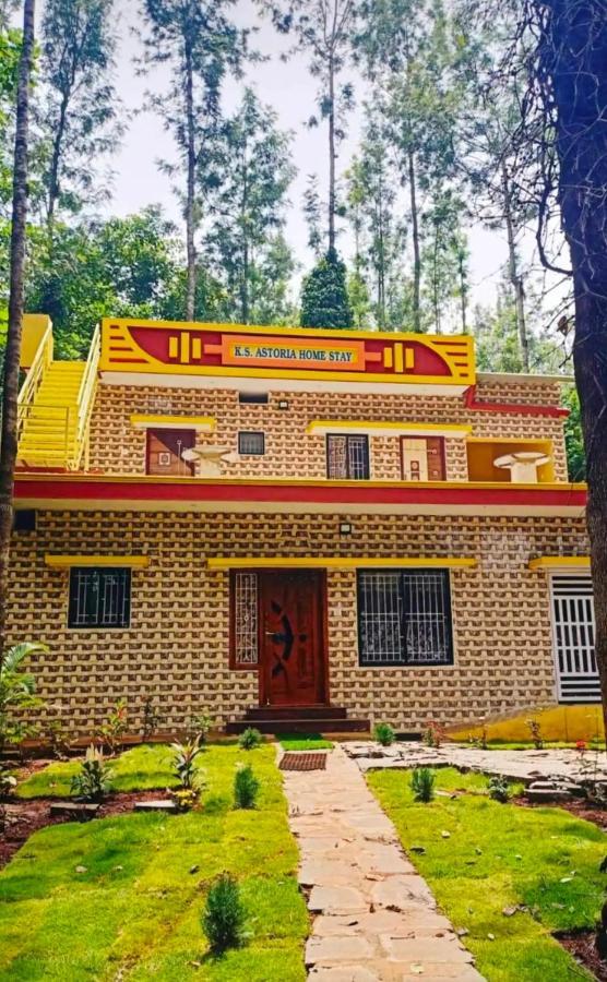 Sp Resort Inn Yercaud Exterior photo